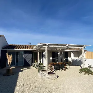 Mas Des Oliviers, Maison Avec Piscine Privative Et Chauffee Locamargue Les Saintes-Maries-de-la-Mer